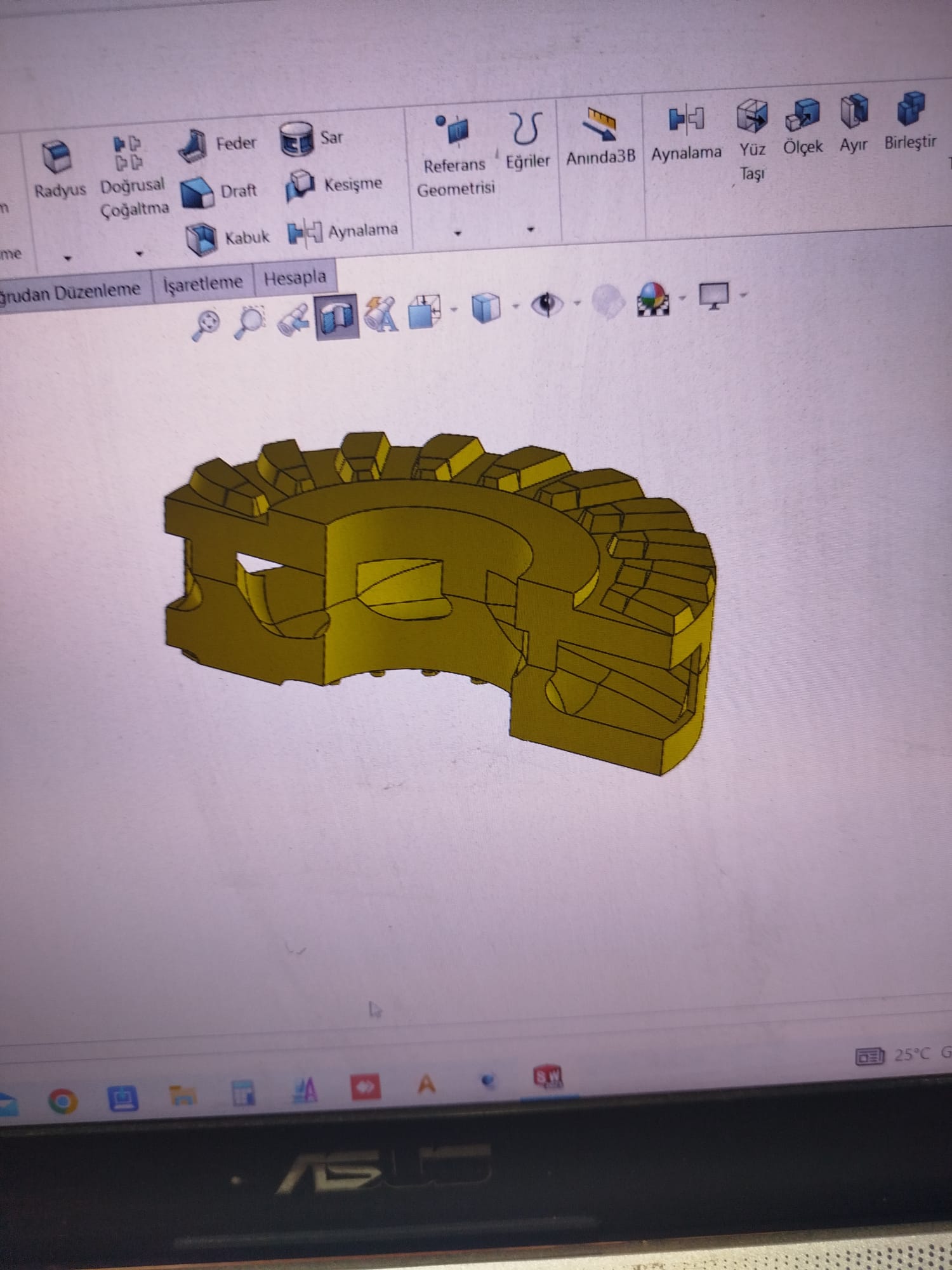 CAD модел сложна геометрия
