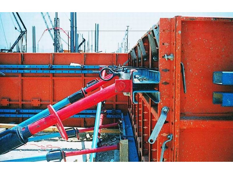Construction formwork